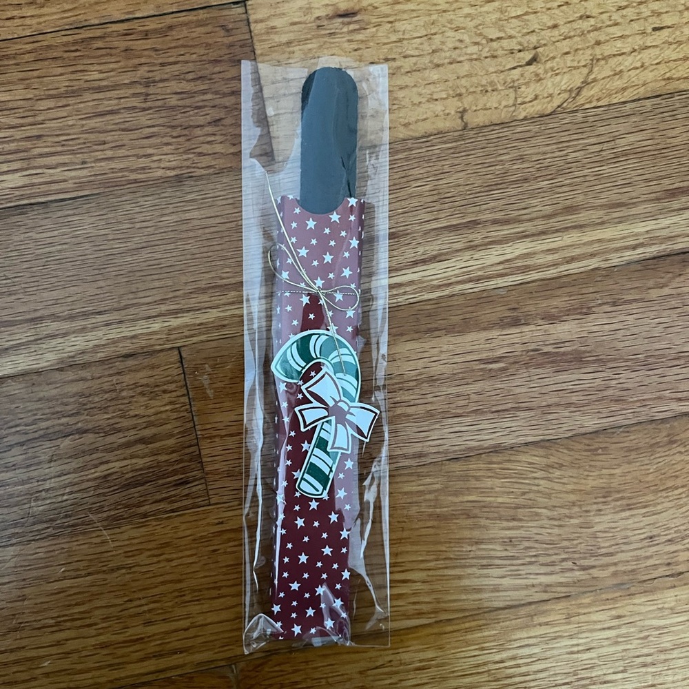 FREE W/ PURCHASE NEW Nail file in Christmas pouch holder nail care NEW